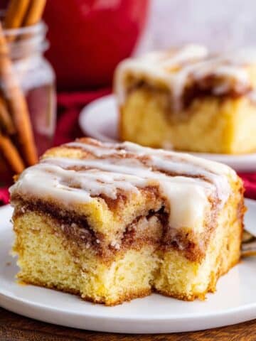 Cinnamon Roll Cake Recipe