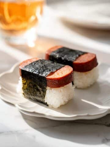 Hawaiian Corned Beef Musubi Recipe