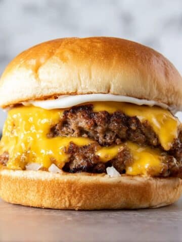 Smashed Cheeseburger Recipe
