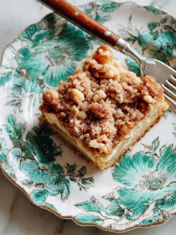 Banana Crumb Coffee Cake Recipe