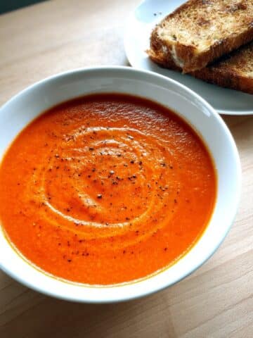 Super Easy Pantry Tomato Soup Recipe