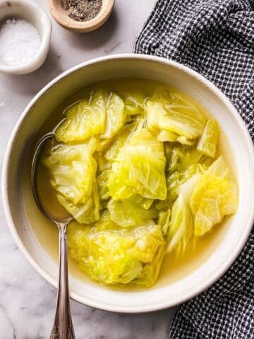 Simple Cabbage Soup (5 Ingredients) Recipe