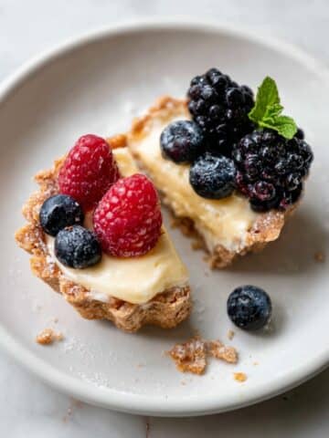 Mini Fruit Tarts with Vanilla Pastry Cream Recipe