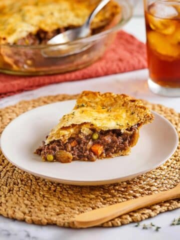Easy Beef Pot Pie Recipe