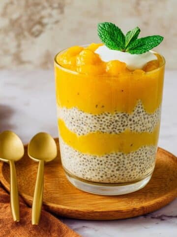 Peaches and Cream Chia Pudding with Greek Yogurt Recipe