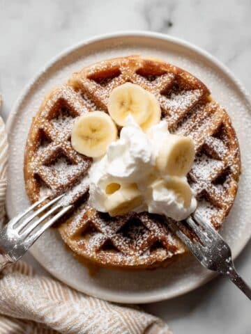 Flourless Banana Oat Waffles Recipe