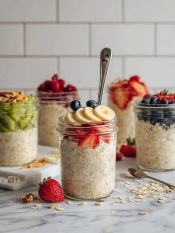 How to Make Perfect Overnight Oats with Old-Fashioned, Quick, and Steel-Cut Oats Recipe