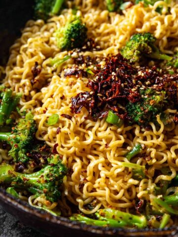 20 Minute Stir Fried Honey Ginger Sesame Noodles Recipe
