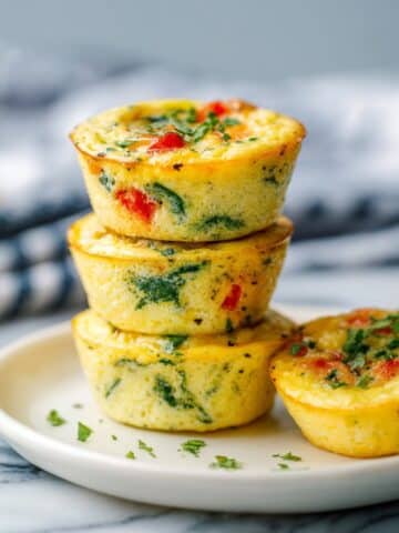Cottage Cheese Egg Bites with Red Pepper, Spinach, and Feta Recipe