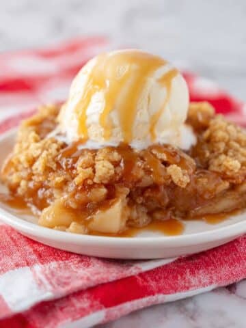 Caramel Apple Dump Cake Recipe