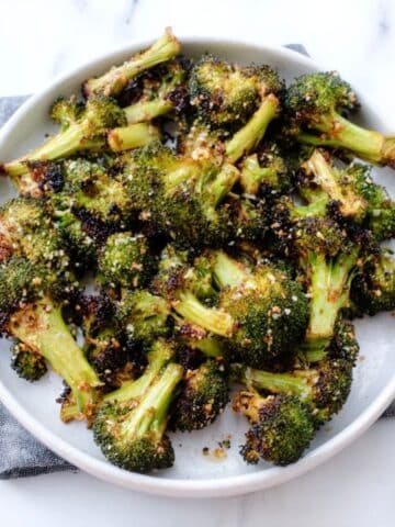 Vegan Roasted Broccoli with Lemon & Garlic Recipe