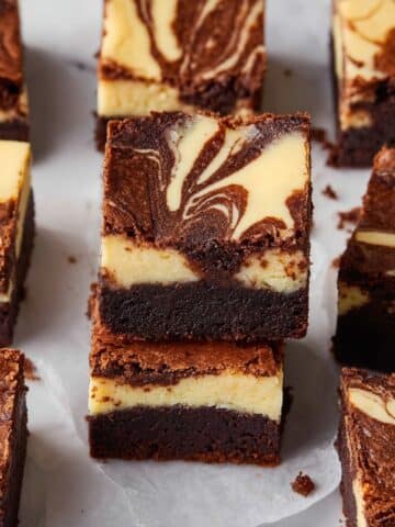 Fudgy Cream Cheese Swirl Brownies Recipe