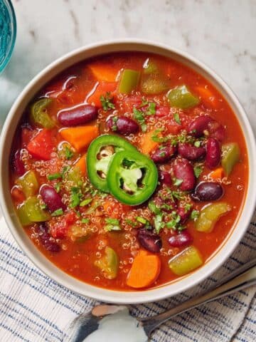 Vegan Quinoa Chili Recipe