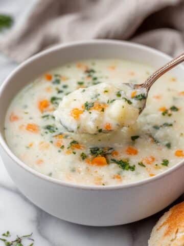 Easy Creamy Vegetarian Potato Soup Recipe