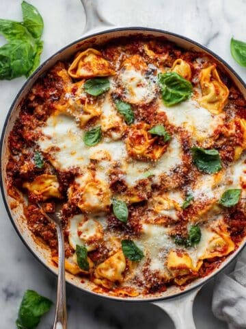 Cheesy Weeknight Tortellini Skillet Recipe