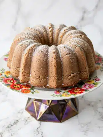 Apple Cider Donut Cake Recipe